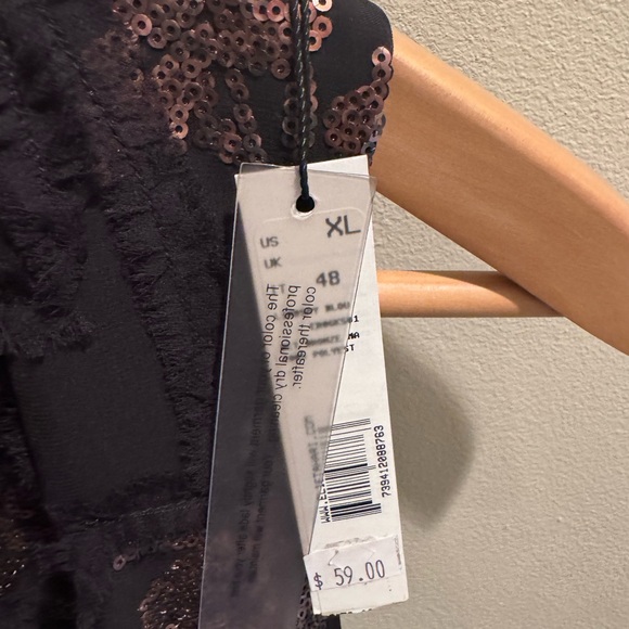 Elie Tahari Black and Brown Sequin ruffle neck Top - Picture 4 of 4